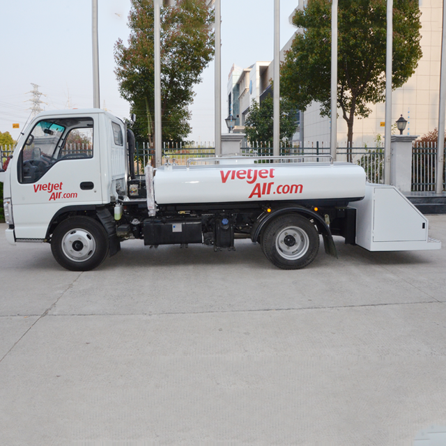 รถบรรทุกบริการน้ำ (ดีเซล)