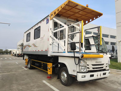 Aircraft Ambulift Truck (Halvt huvud)