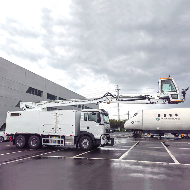 Vehicule de dezghețare aeroport