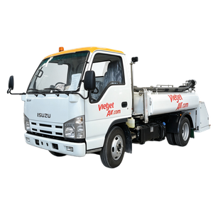 Camion de serviciu pentru toaleta aeronavelor